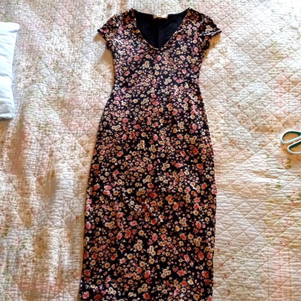 Pink floral dress size 0